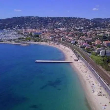 Port Azur Apartment